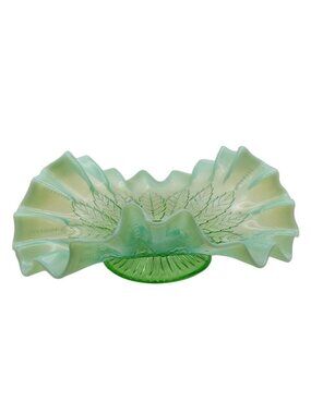 Northwood Glass Leaf & Beads Green UV Manganese Ruffled Bowl Antique 1906 EAPG